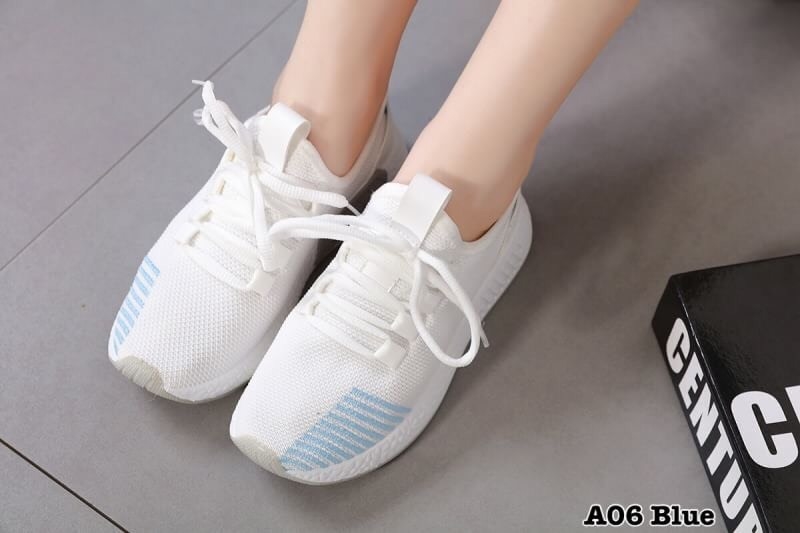 รองเท้าผ้าใบแฟชั่นสไตล์Sportแต่งสี (สีฟ้า)