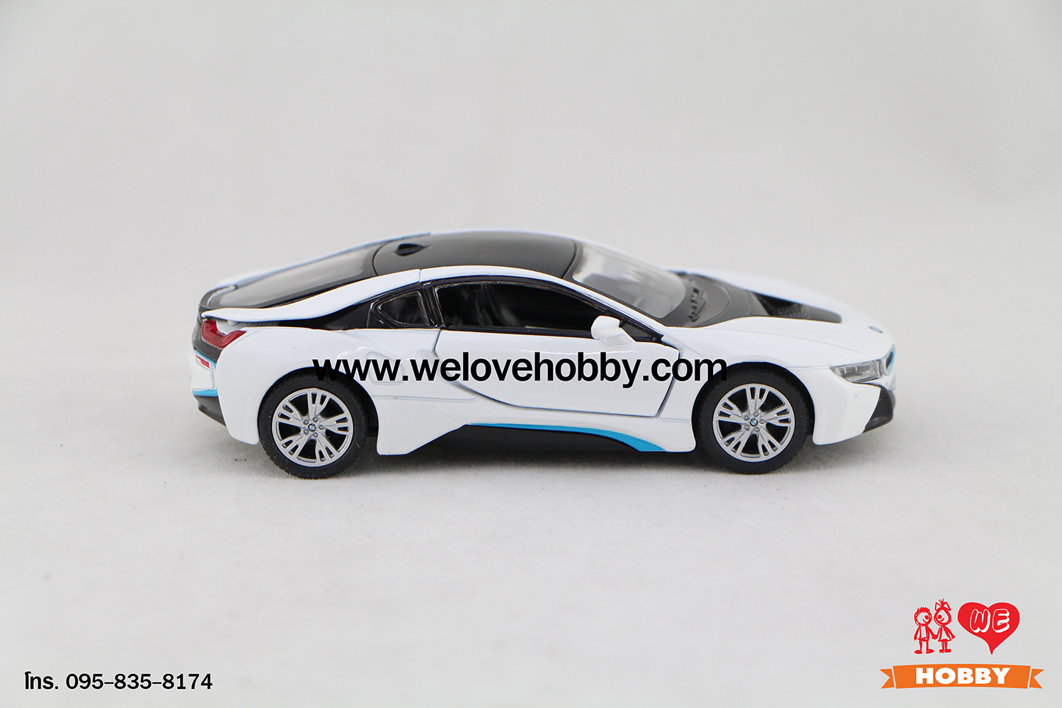 โมเดลรถซุปเปอร์ คาร์ BMW i8 สีขาว Scale 1:36