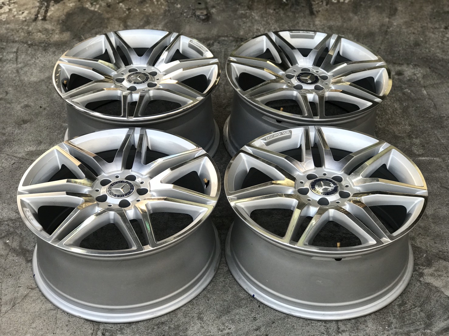 ล้อแท้ AMG Twin 7 Spoke 19" w212