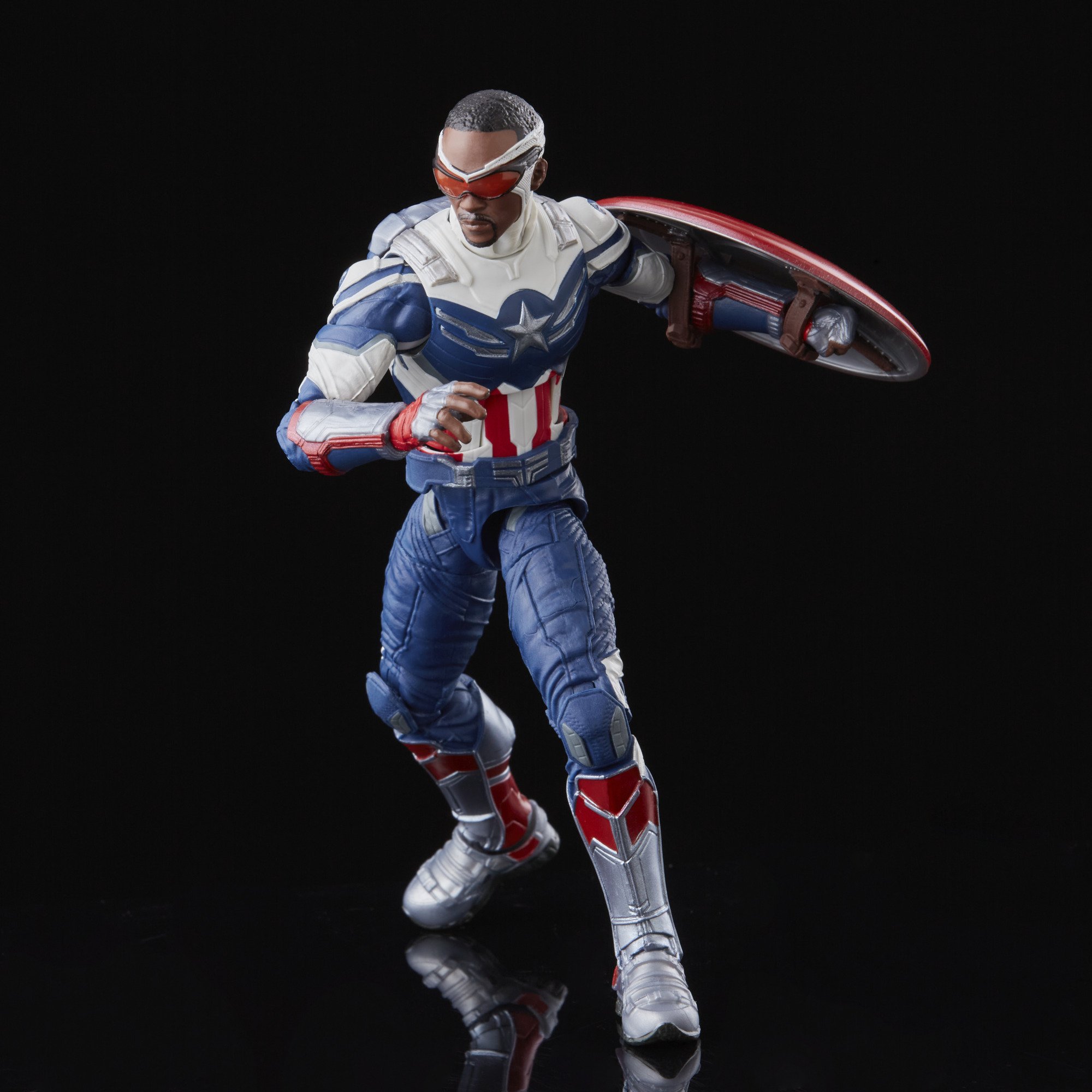 Hasbro Marvel Legends Series Captain America 2-Pack (Steve Rogers and Sam Wilson) 6-inch Figure ฮาสโบร มาร์เวล เลเจนด์ ซีรี่ย์ส หุ่นโมเดลฟิกเกอร์ กัปตัน อเมริกา แพ๊คคู่ (สตีฟ โรเจอร์ส และ แซม วิลสัน) ขนาด 6 นิ้ว ลิขสิทธิ์แท้