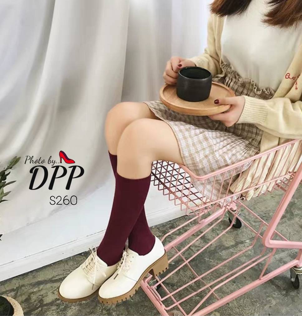 รองเท้าผ้าใบหนังเรียบ (สีครีม)