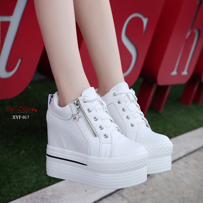 รองเท้าผ้าใบเสริมส้นแต่งซิปดาวสไตล์แฟชั่นเกาหลี (สีดำ)