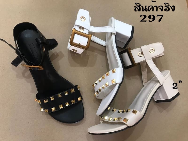 รองเท้าส้นตันแต่งอะไหล่หมุดรัดข้อ (สีดำ)