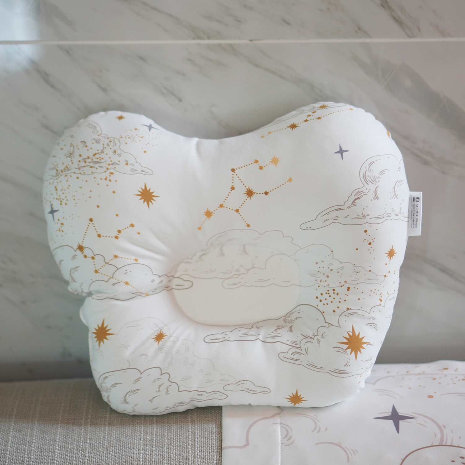 หมอนเด็ก หมอนหลุม Baby Pillow สั่งทำใส่ชื่อ ลาย Zodiac - White