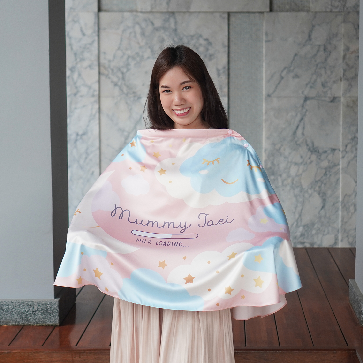 ผ้าคลุมให้นม 3in1 (รุ่นมีกระดุม ถอดโครงได้) แบบสั่งทำใส่ชื่อ ลาย Moon - Peach