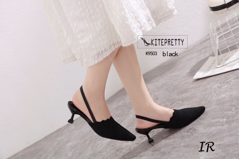 รองเท้าคัทชูรัดส้นผ้าไหมถัก (สีดำ)