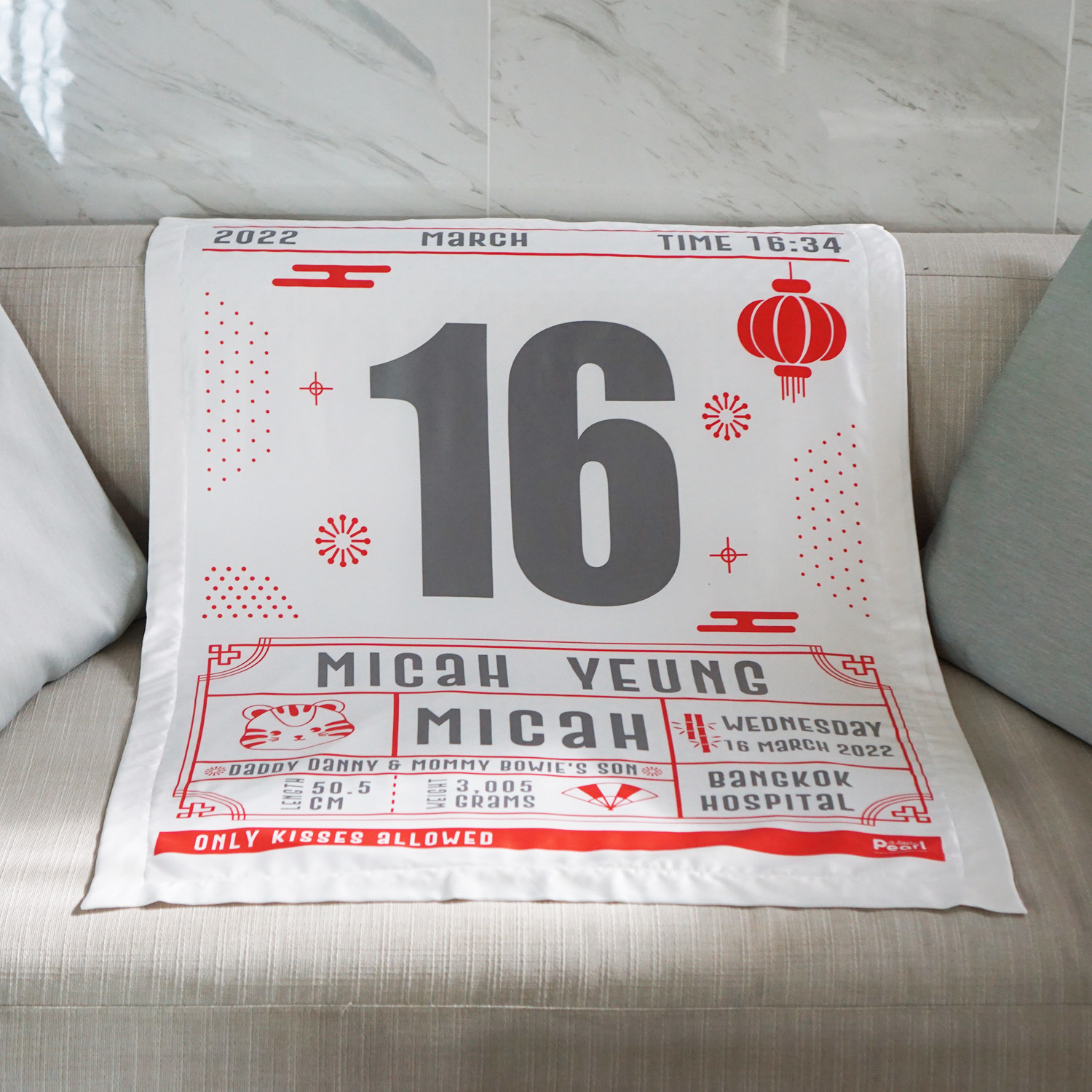 ผ้าห่มเด็ก ใส่ประวัติแรกเกิด ลาย Chinese Calendar - White/Grey