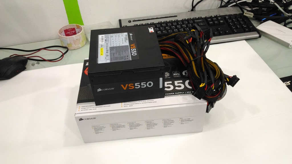 CORSAIR 550W VS550 (80+ WHITE)