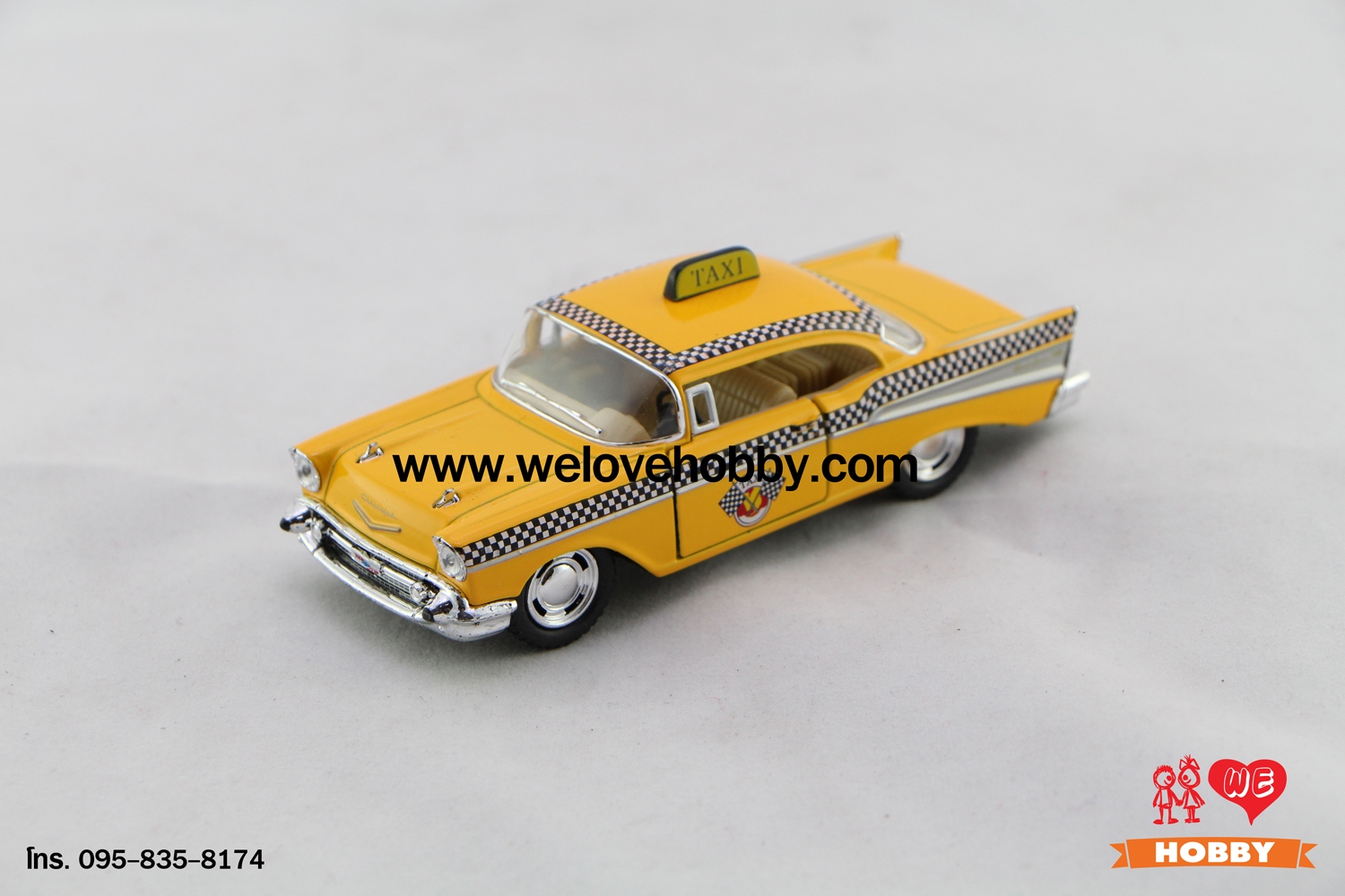 โมเดลรถ 1957 Chevrolet Chevy Bel Air สีเหลือง (NYC Taxi แท็กซื่นิวยอร์ค) Scale 1:40