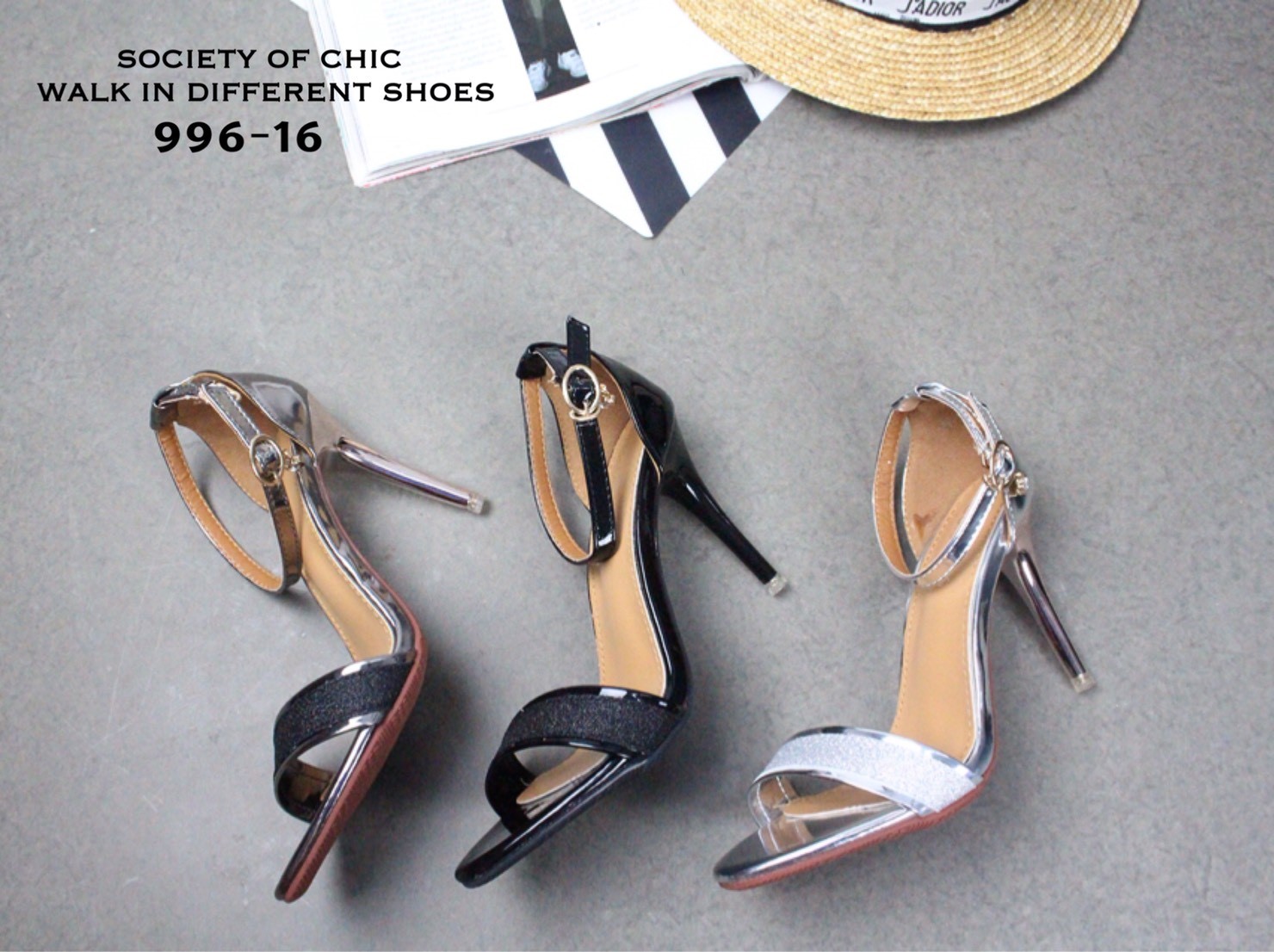 รองเท้าส้นสูงหนังเงารัดข้อ (สีดำ)