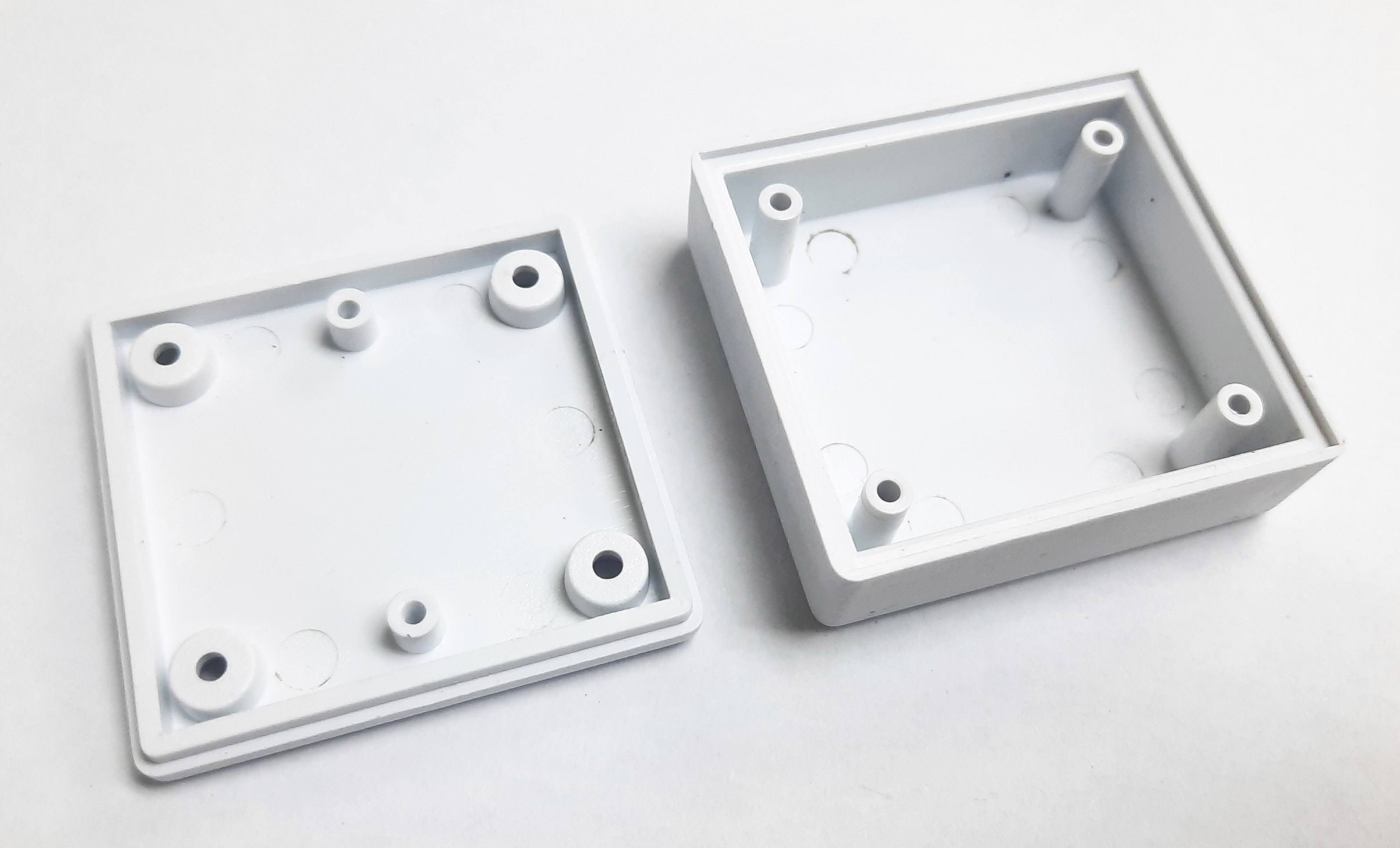 FutureBox FB33 กล่องอเนกประสงค์