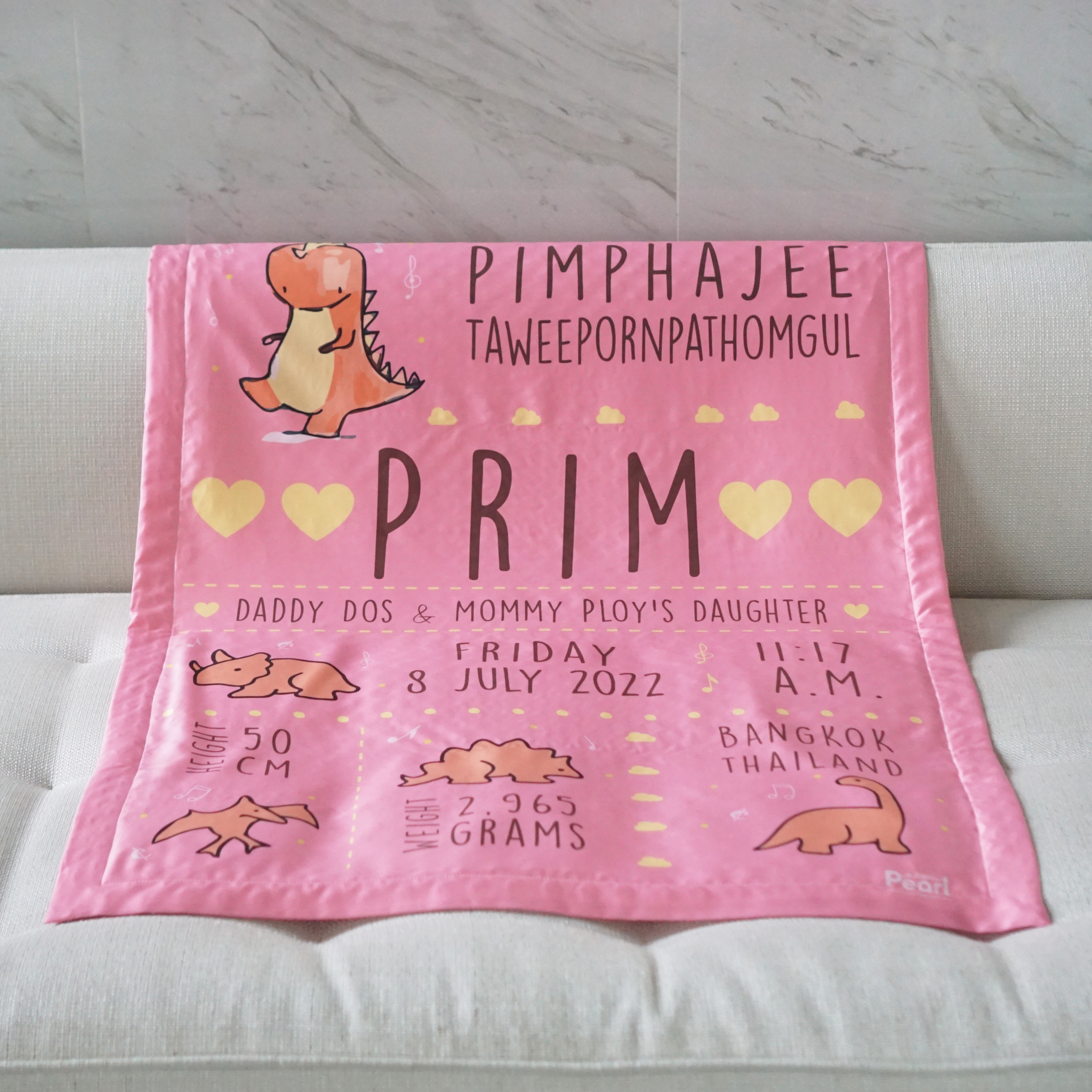 ผ้าห่ม สั่งทำใส่ชื่อ ลาย Dinosaur - Pink