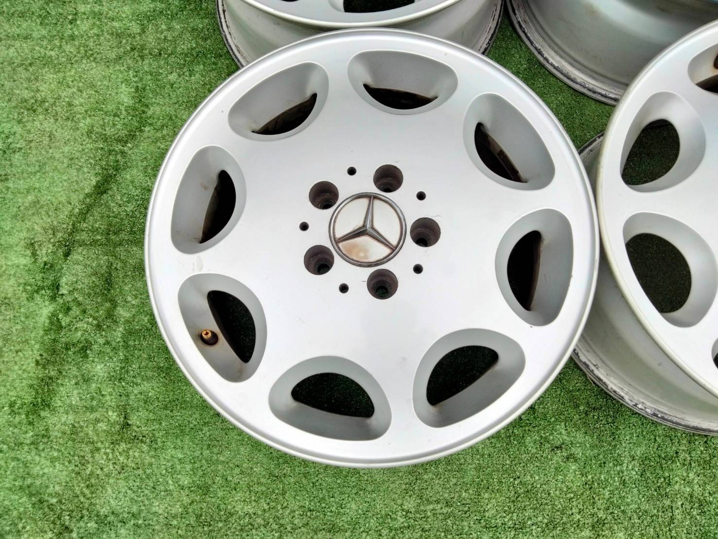 ล้อเบนซ์ 8ช่อง ล้อเดิม W210 ขอบ 16"