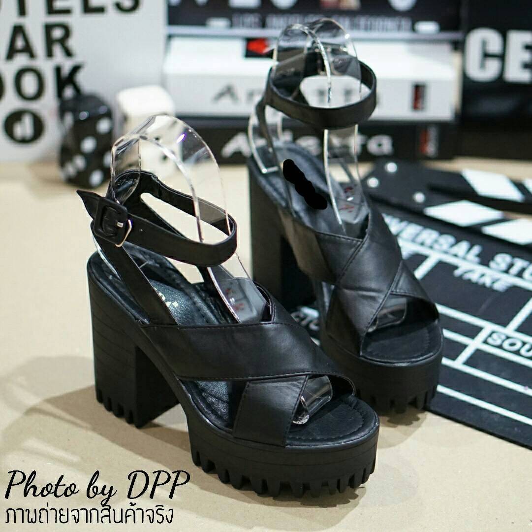 พร้อมส่ง : รองเท้าส้นตึกสไตล์เกาหลี Style Nanda Shoes (สีดำ)