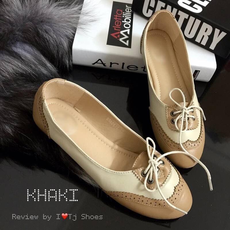 พร้อมส่ง : รองเท้าส้นแบนสไตล์วินเทจน่ารักๆ (สีกากี)