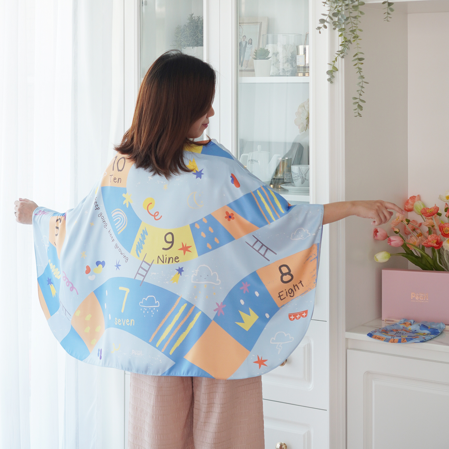 ผ้าคลุมให้นม (รุ่นมีกระดุม ถอดโครงได้) พร้อมส่ง ลาย Snake and Ladders - Blue