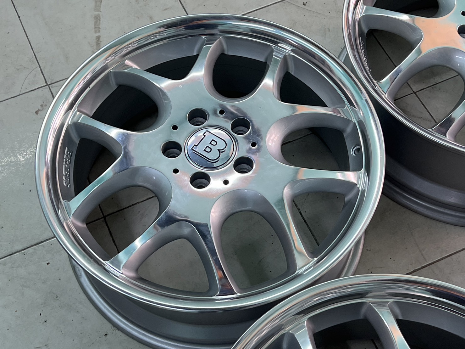 ล้อเบนซ์แท้ BRABUS BLOCK-5 18"