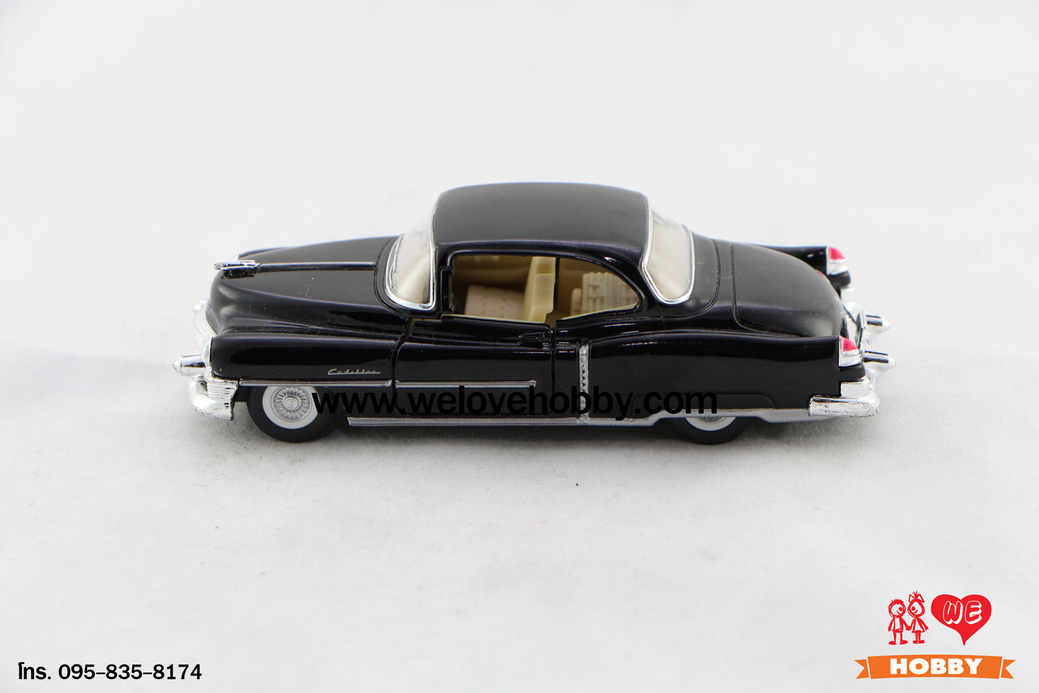 โมเดลรถ 1953 Cadillac Series 62 สีดำ Scale 1:43