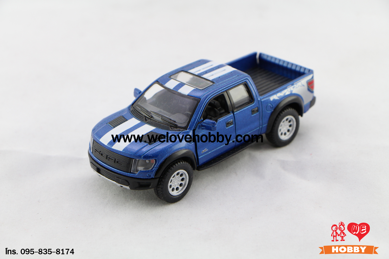 โมเดลรถ 2013 Ford F-150 SVT Raptor SuperCrew สีน้ำเงิน มีแถบลายซิ่ง Scale 1:46