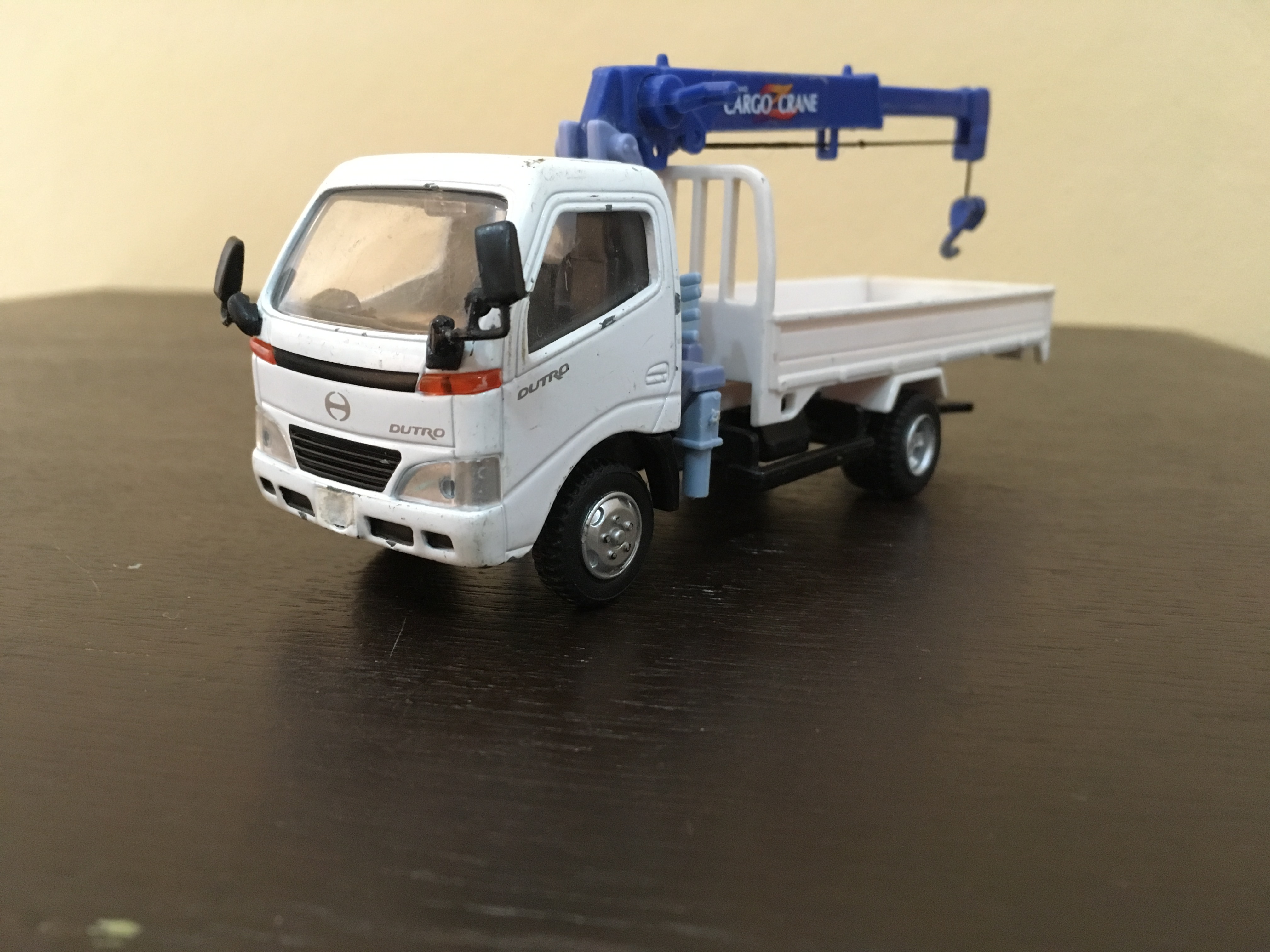 รถหกล้อติดเครน 1/43