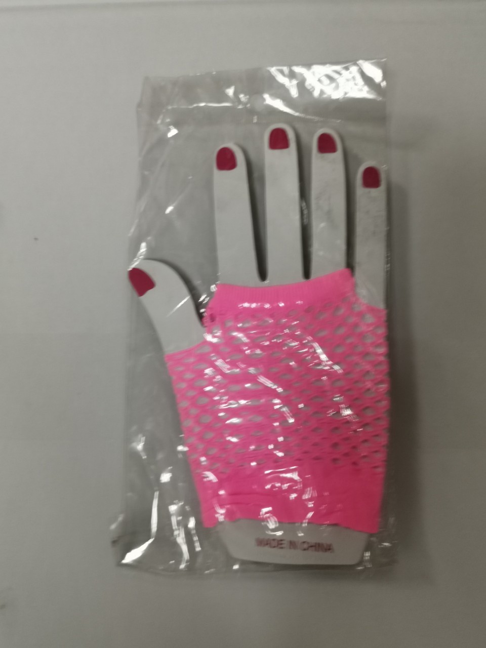 ถุงมือดรัมเมเยอร์เด็ก สีขาว สำหรับชุดดรัมเมเยอร์เด็กหญิง ชุดเชียร์ลีดเดอร์เด็ก ชุดแฟนซีเด็ก งานขบวนพาเหรด งานกีฬาสี