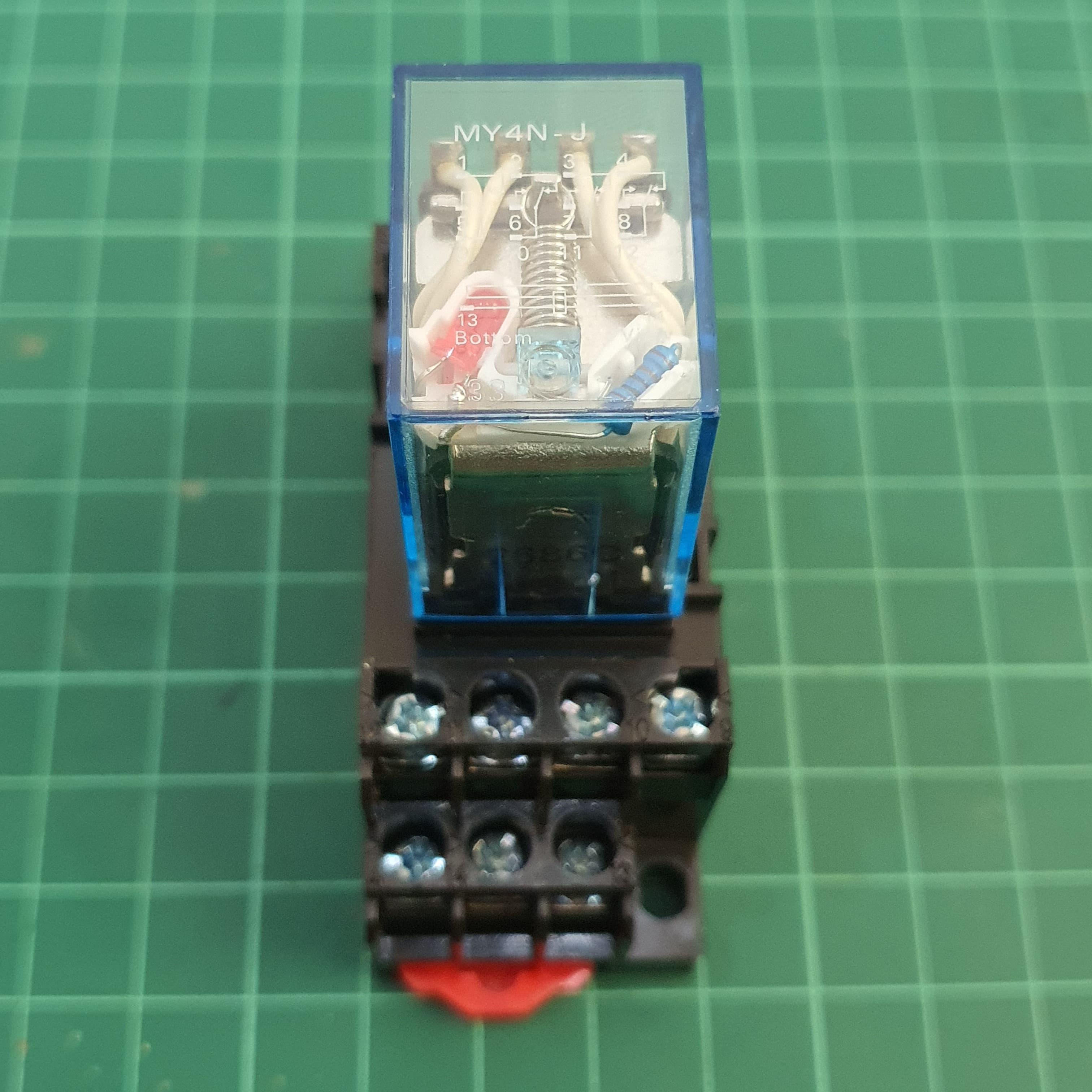 MY4N-J ( Coil 220VAC )