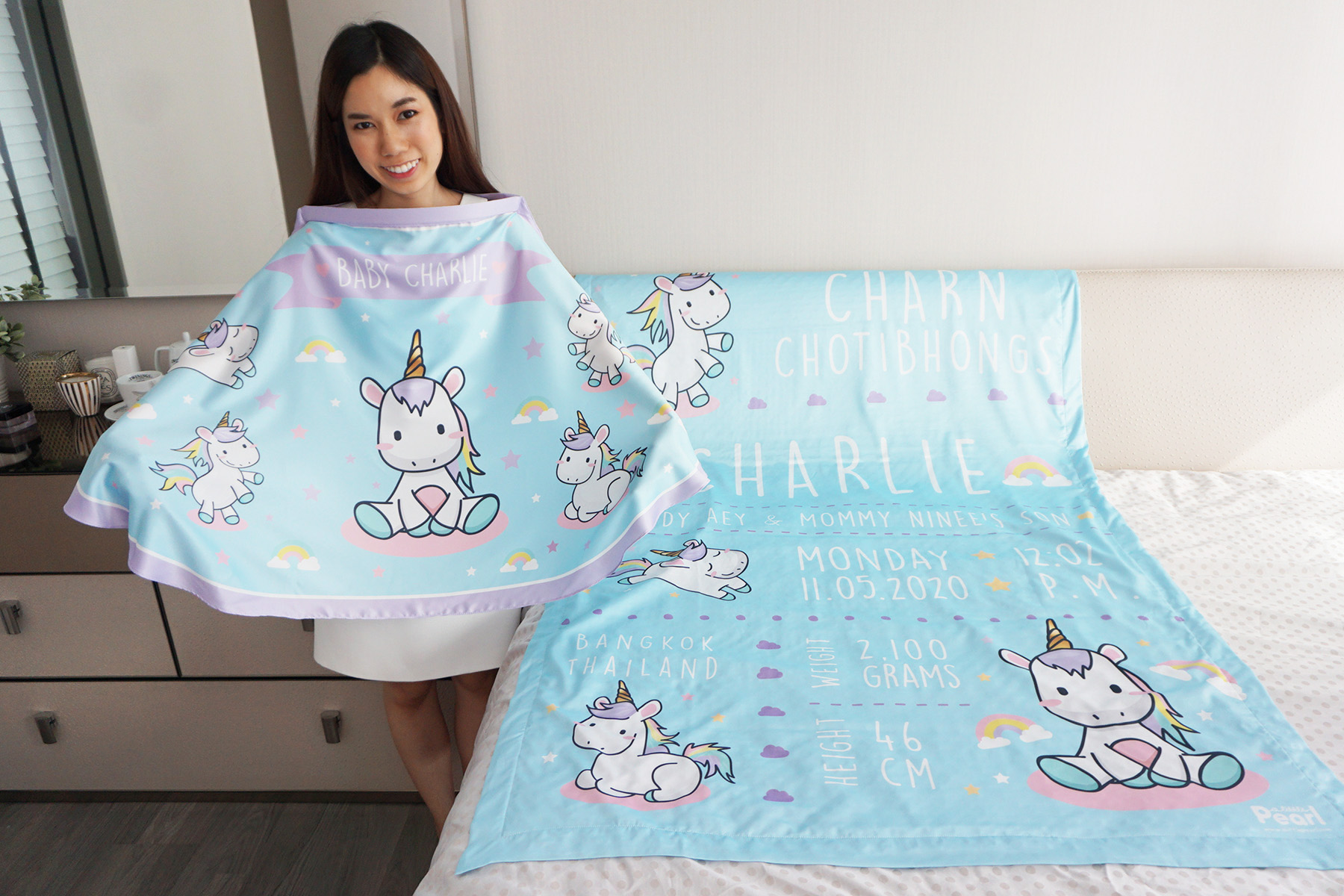 ชุดของขวัญเด็กแรกเกิด ผ้าคลุมให้นม + ผ้าห่มขนาด 100x150cm ลาย Unicorn - Blue