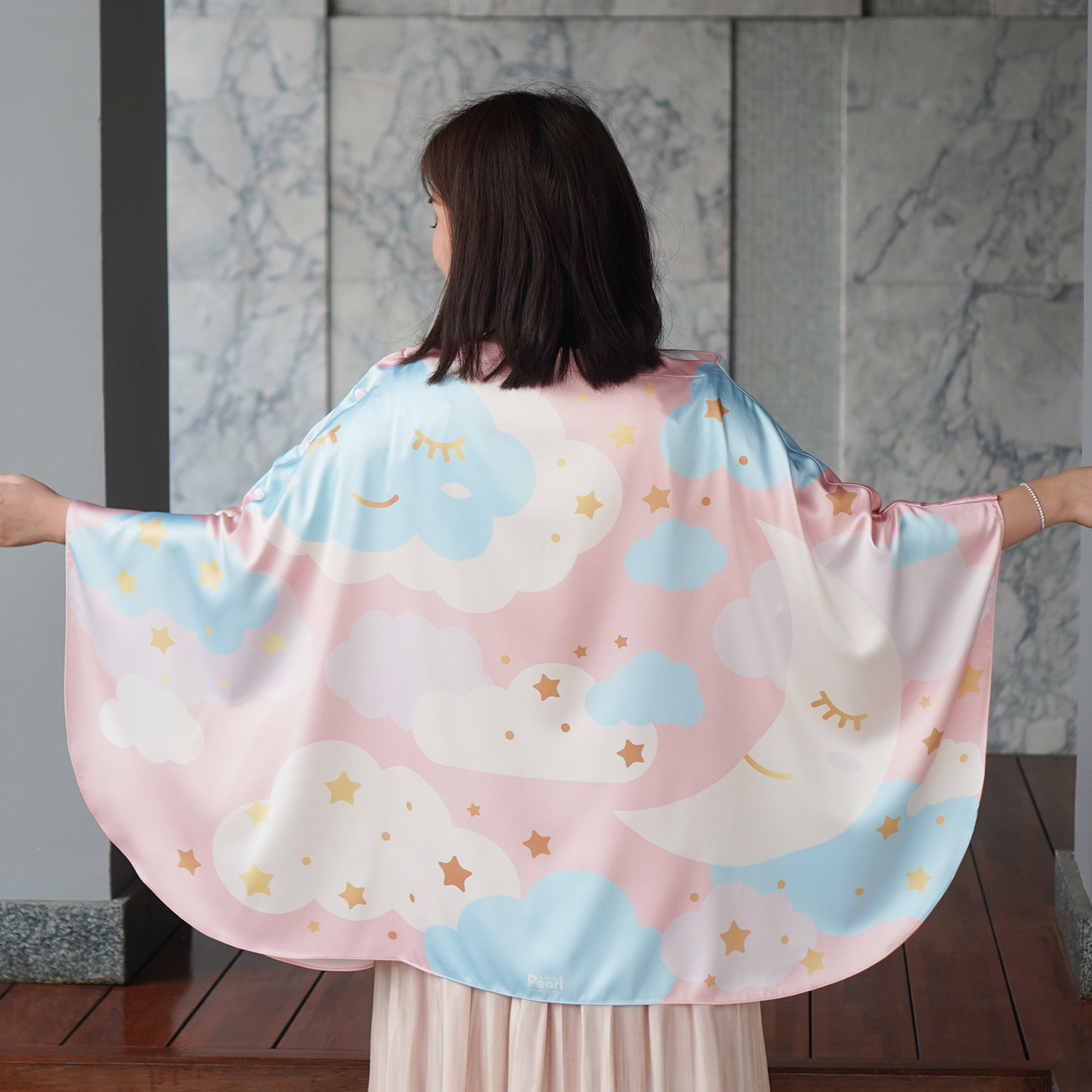 ผ้าคลุมให้นม 3in1 (รุ่นมีกระดุม ถอดโครงได้) แบบสั่งทำใส่ชื่อ ลาย Moon - Peach