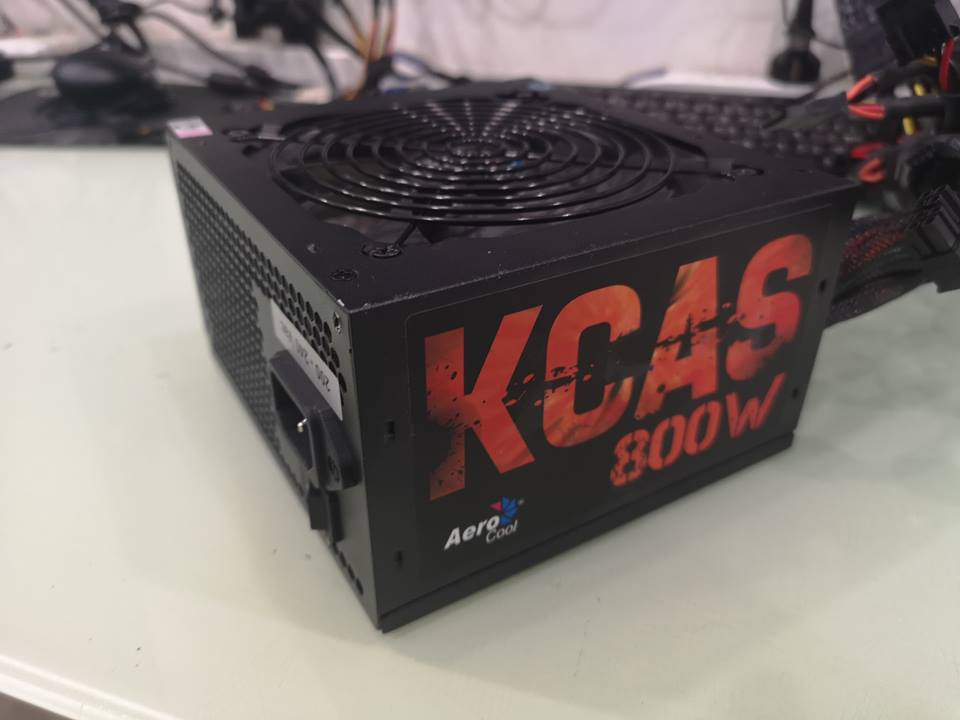 AeroCool KCAS 800w. (80+ Bronze)