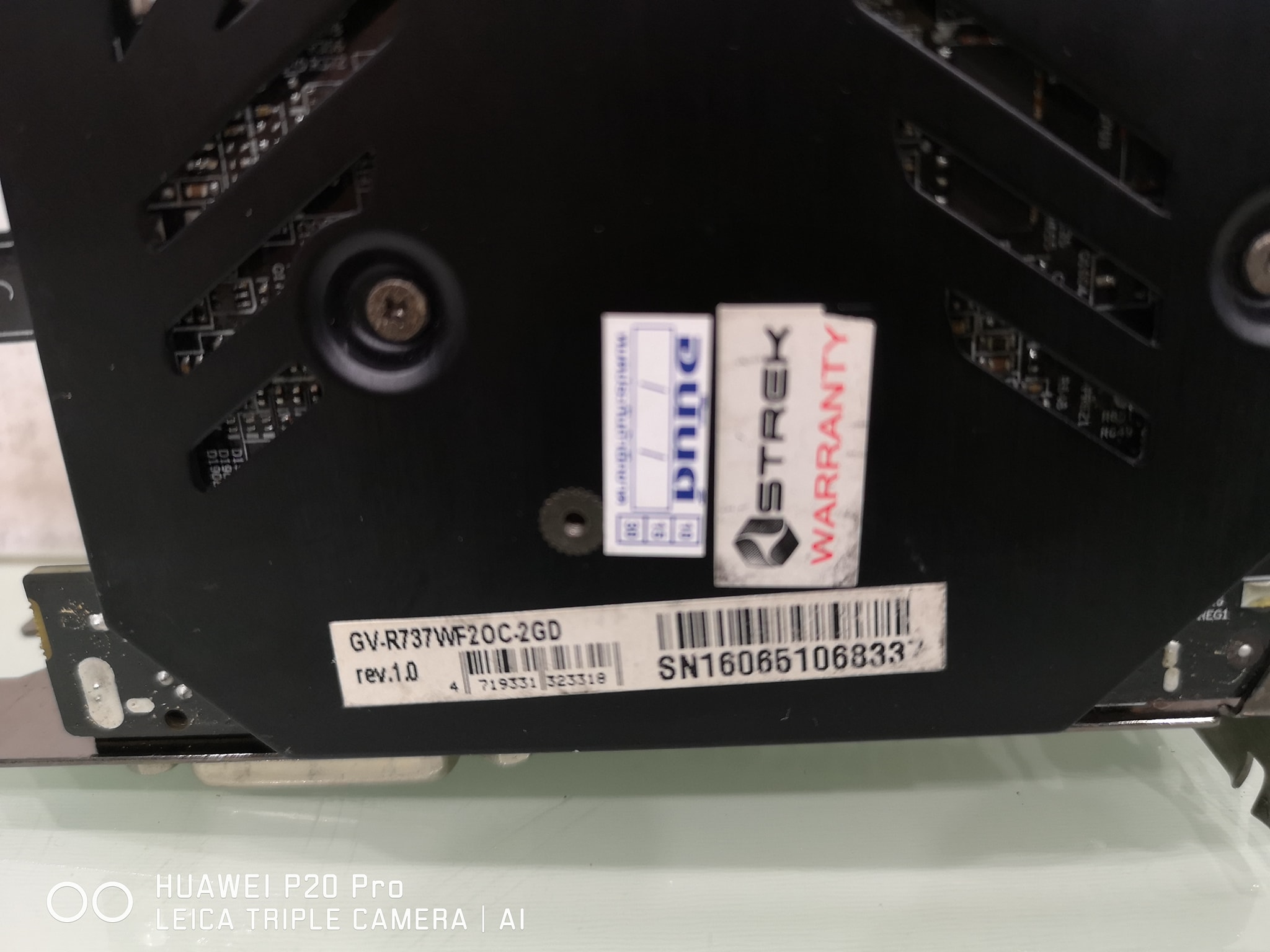 GIGABYTE R7 370 2GB. DDR-5 256Bit