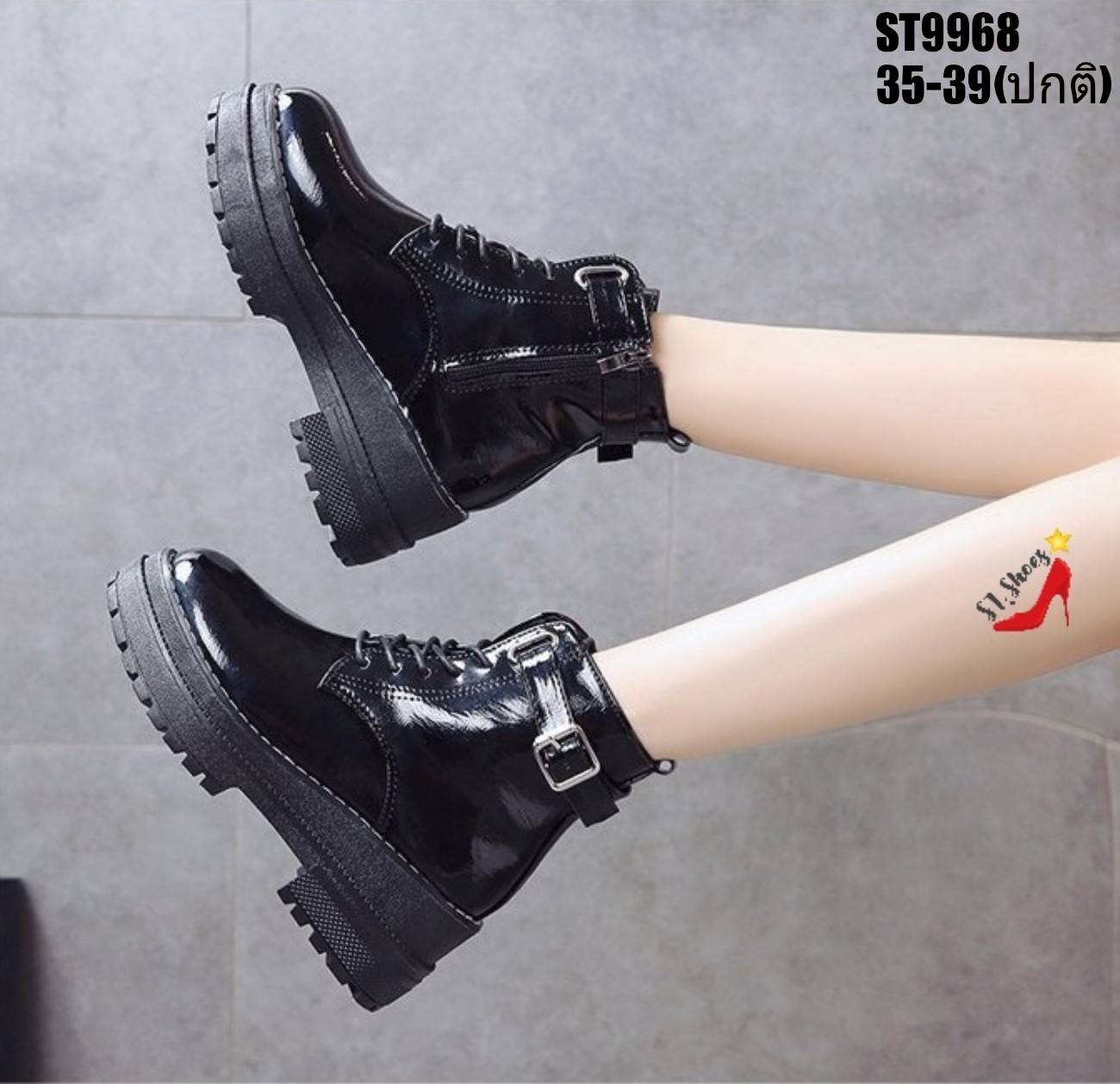 รองเท้าผ้าใบหุ้มข้อหนังเงาแต่งเข็มขัด