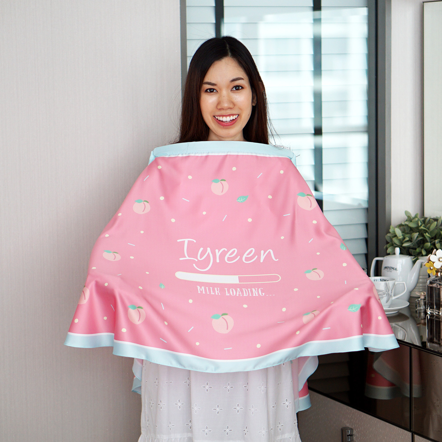 ผ้าคลุมให้นม สั่งทำใส่ชือ ลาย Peach - Pink