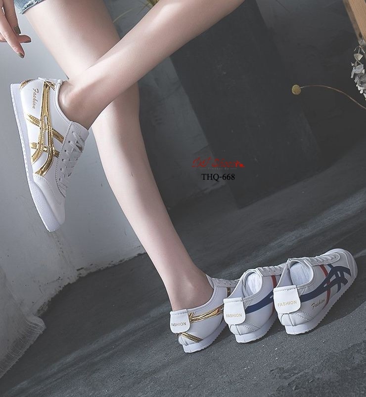 รองเท้าผ้าใบแต่งลาย Sport (สีทอง)