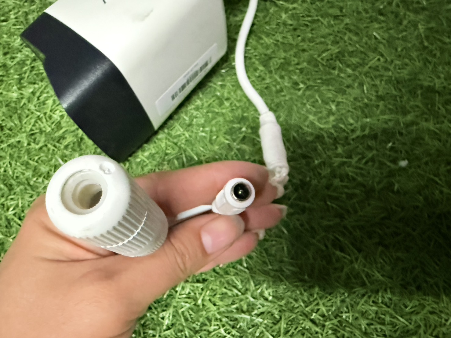 กล้อง Hikvision DS-2CD1021-I มี 12 ตัว