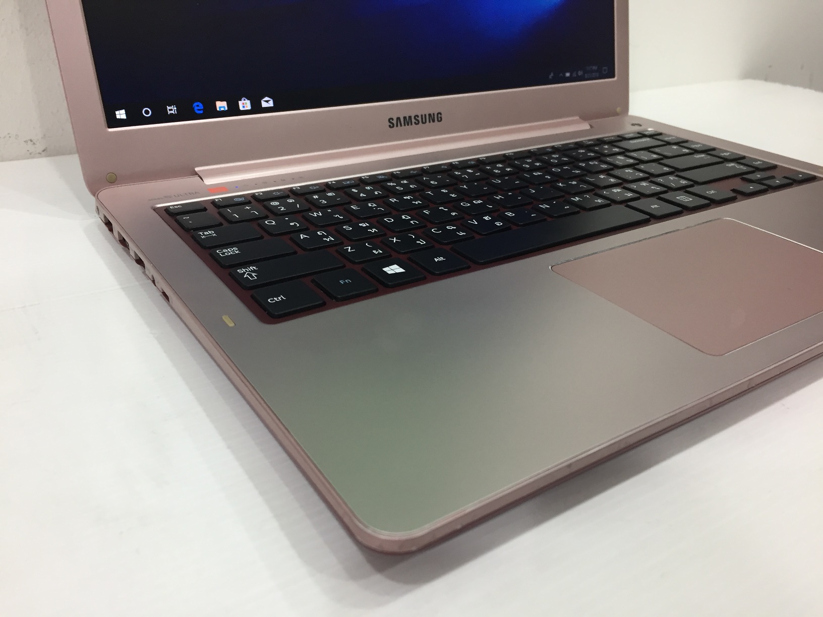 SAMSUNG Series 5 NP530U4E-A01TH