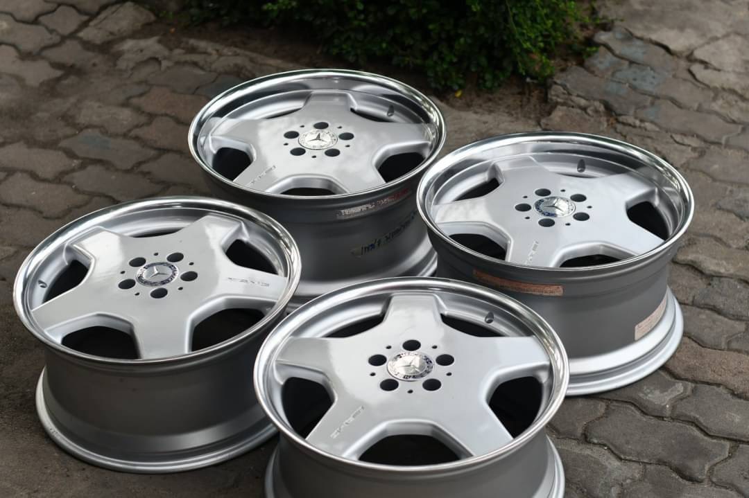 ล้อแท้ Amg st1 18"8.5/9.5" ET 44/46