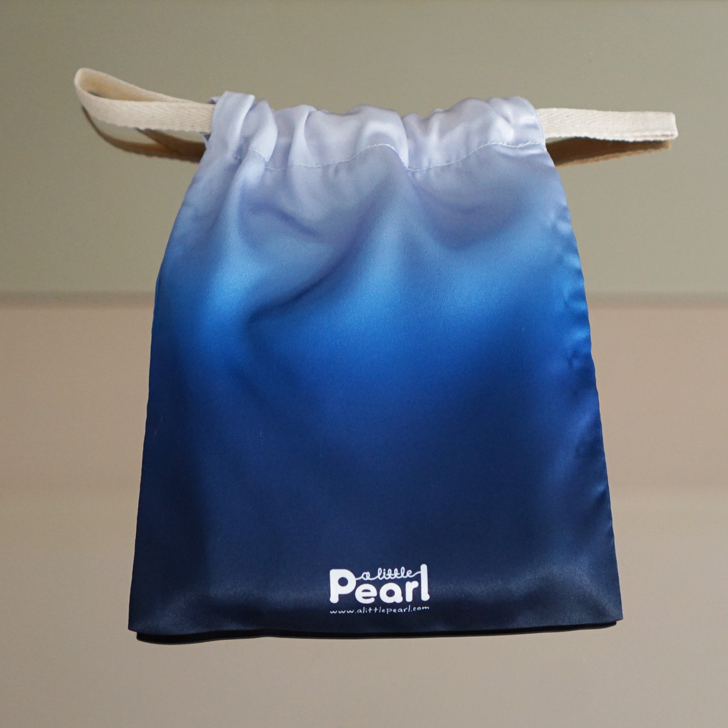 ถุงผ้าซาติน ลาย Gradient - Navy