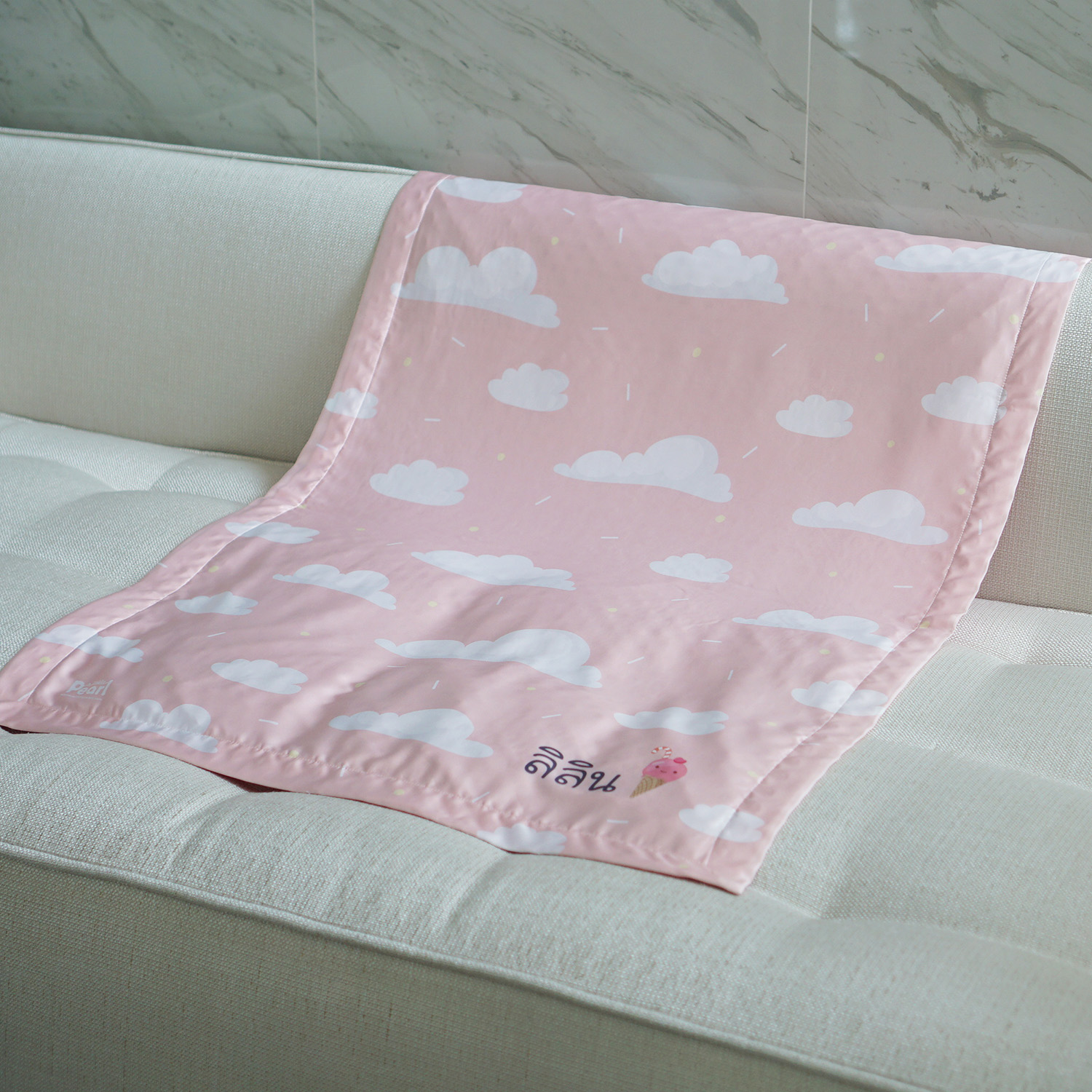 ผ้าห่มสั่งทำใส่ชื่อ ลาย Cloud - Peach
