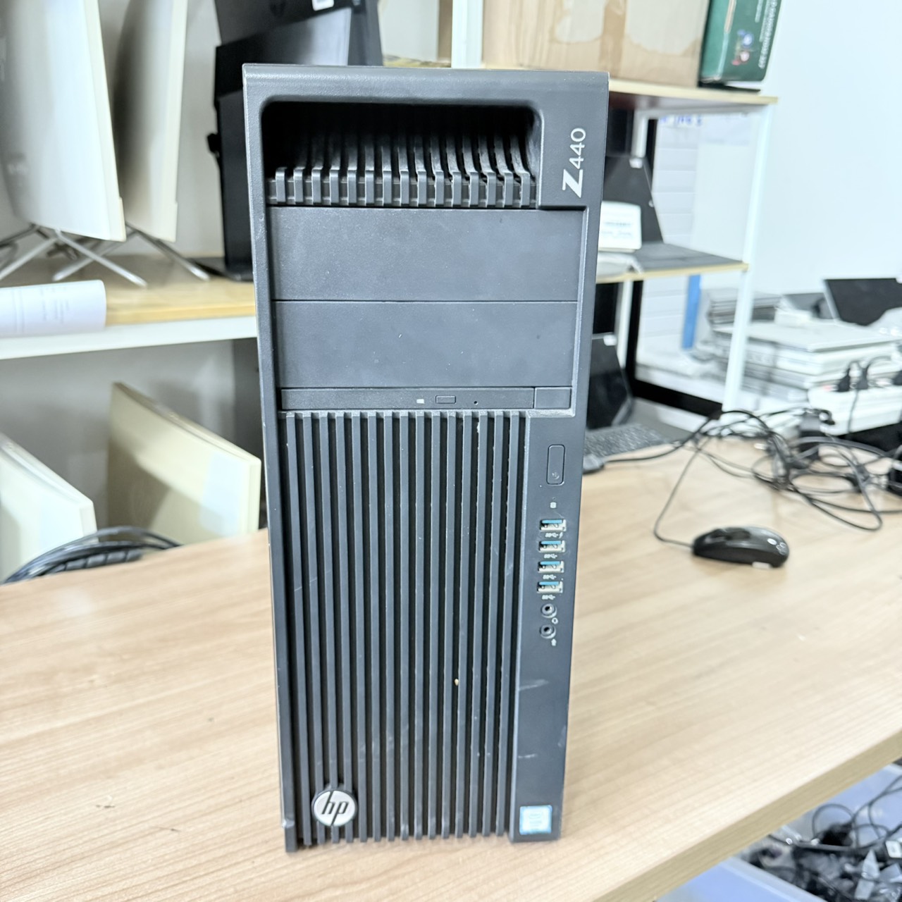 HP Workstation Z440 (E5-2660v3/Ram 32GB/ssd 512/K2200 4GB)