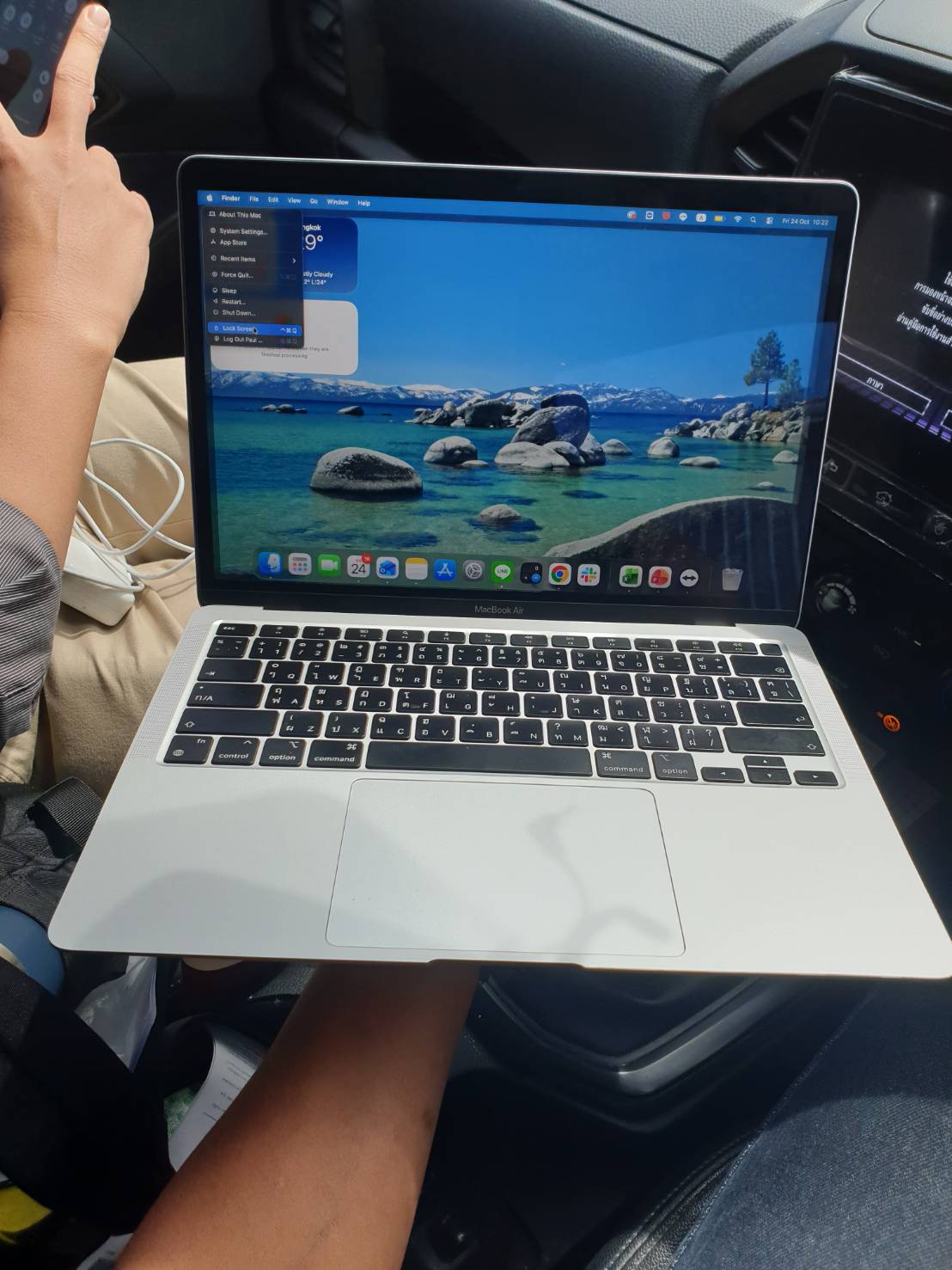 โน๊ตบุ๊ค Apple Macbook Air m1 2020 8/256 สภาพดีมาก