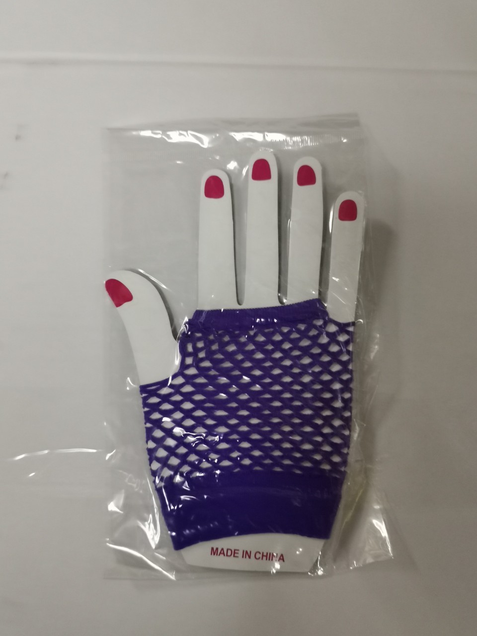 ถุงมือดรัมเมเยอร์เด็ก สีขาว สำหรับชุดดรัมเมเยอร์เด็กหญิง ชุดเชียร์ลีดเดอร์เด็ก ชุดแฟนซีเด็ก งานขบวนพาเหรด งานกีฬาสี