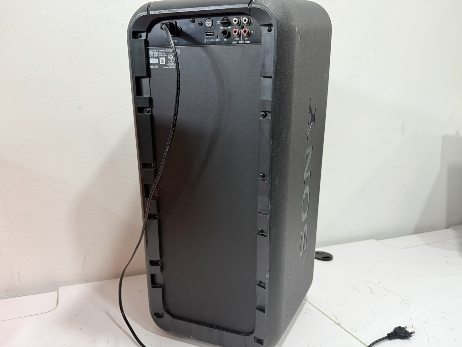 ลำโพง Sony GTK-XB90 + AC มีคราบสนิม