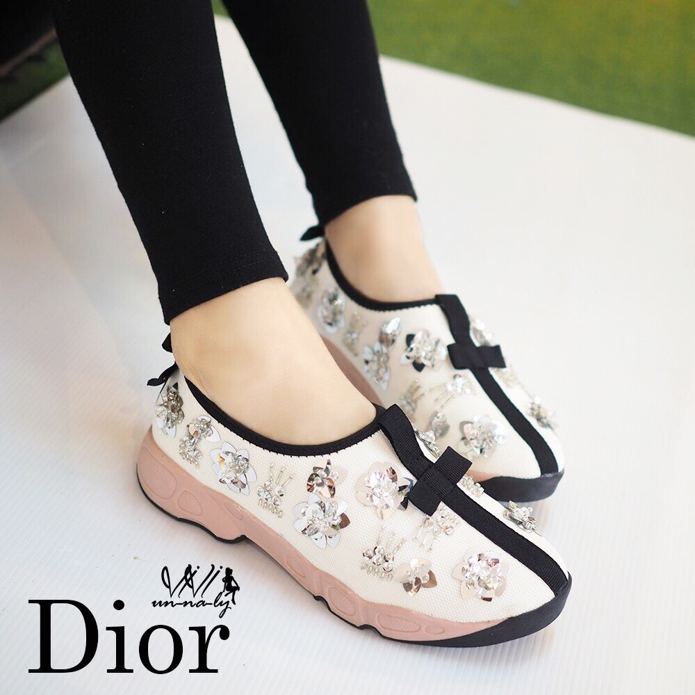 รองเท้า Dior Fusion Sneakers ลายดอก (สีขาว)
