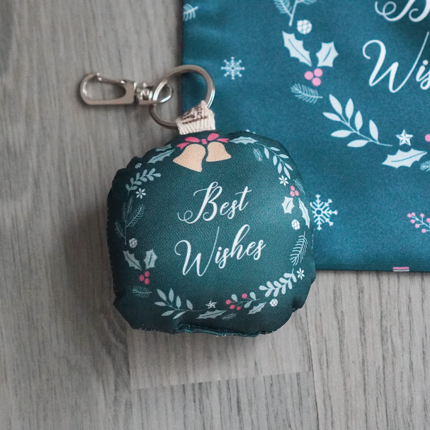 พวงกุญแจพร้อมส่ง ลาย Xmas Best Wishes - Green