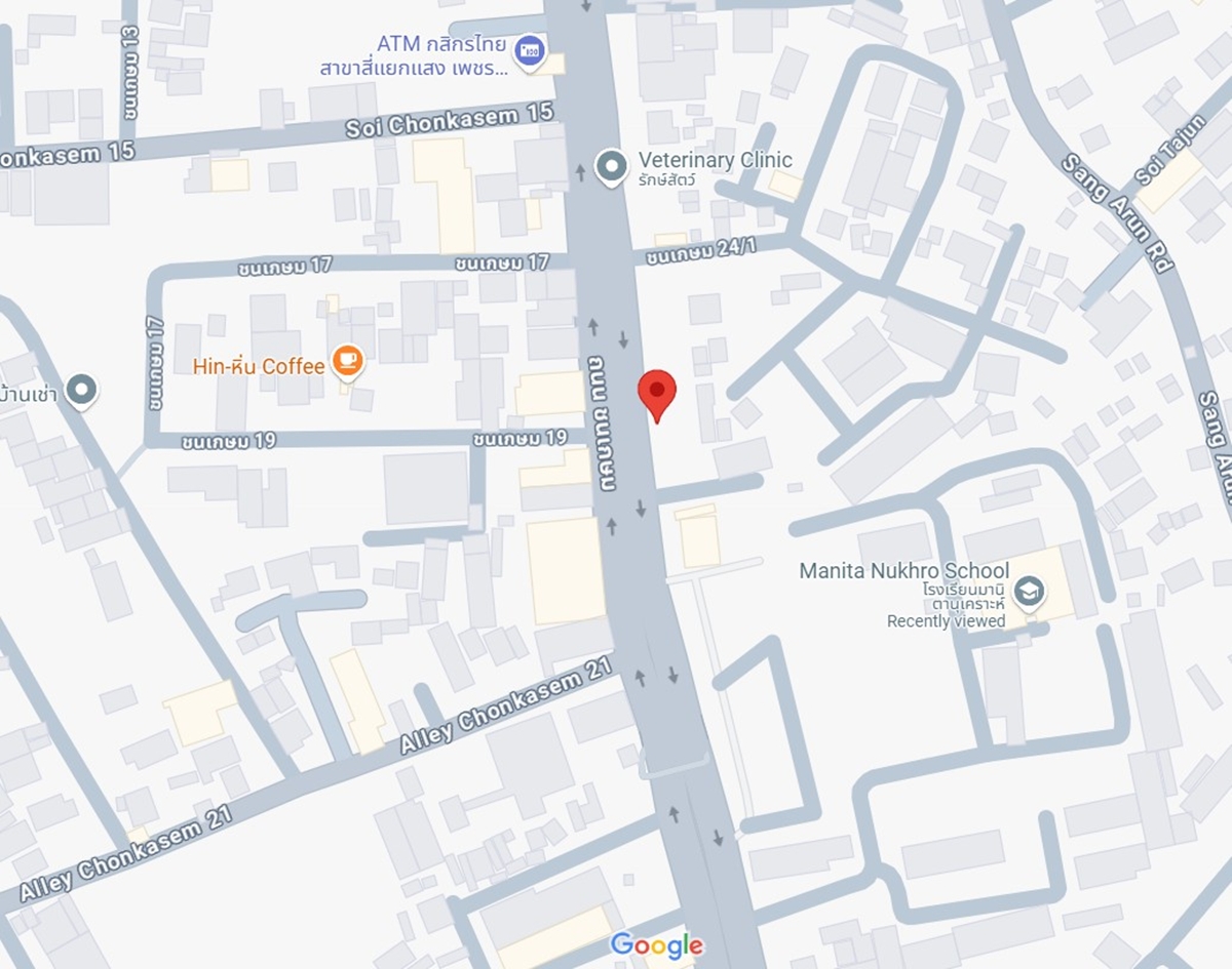 素叻他尼府 Chon Kasem 路商业楼出售,地理位置优越,适合商业用途