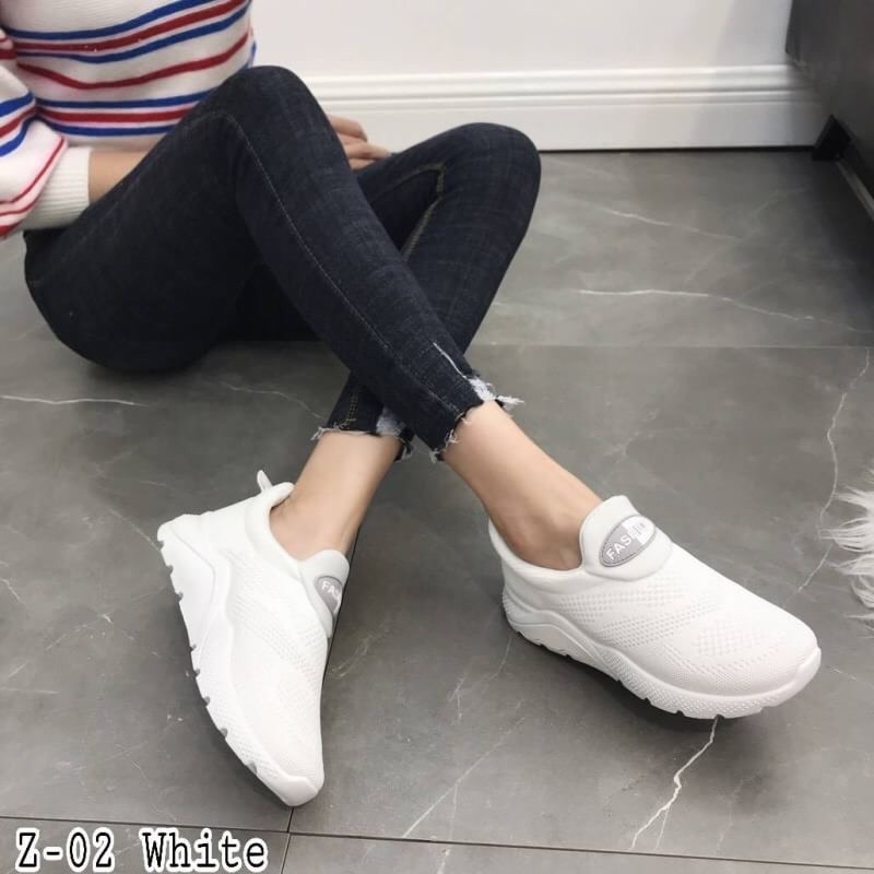 รองเท้าผ้าใบทรงสวมสไตล์Spot (สีชมพู)