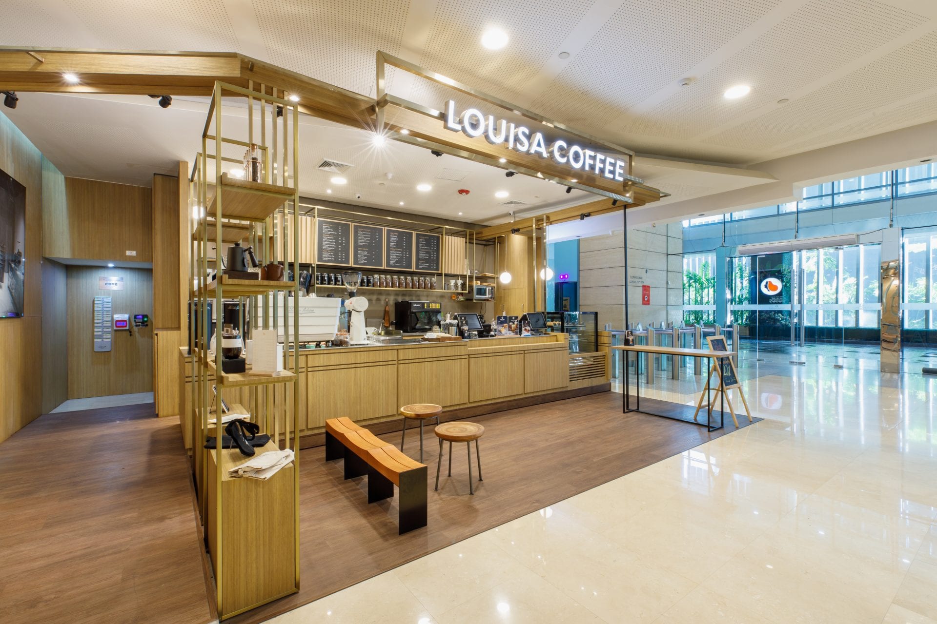 อาคารอินเตอร์เชนจ์ 21 (Interchange 21) สำนักงานให้เช่า เกรด A ย่านสุขุมวิท อโศก ใกล้รถไฟฟ้า BTS และ MRT