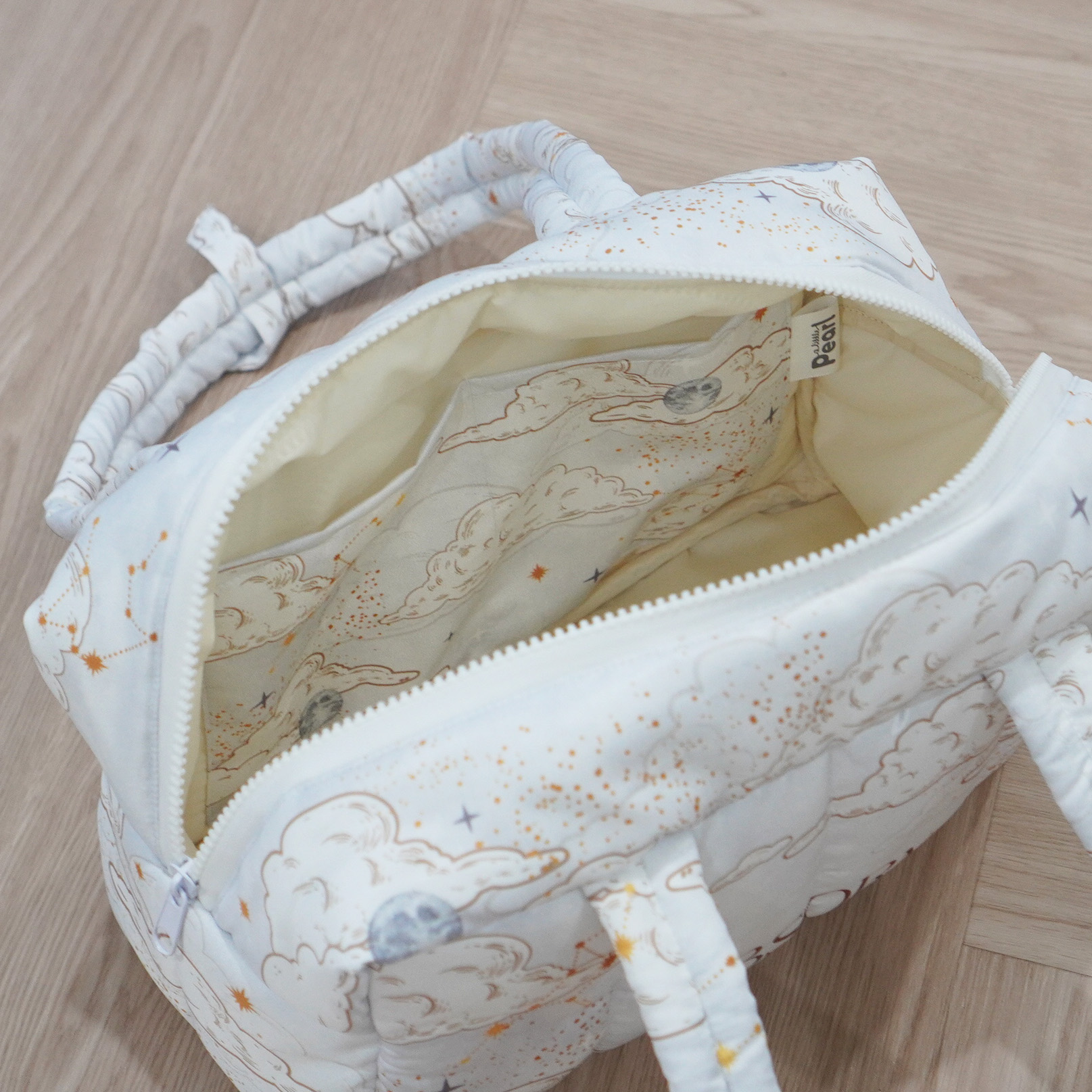Fluffy Bowling Bag กระเป๋านุ่มนิ่ม ทรง Bowling สั่งทำใส่ข้อความ ลาย Zodiac - Grey
