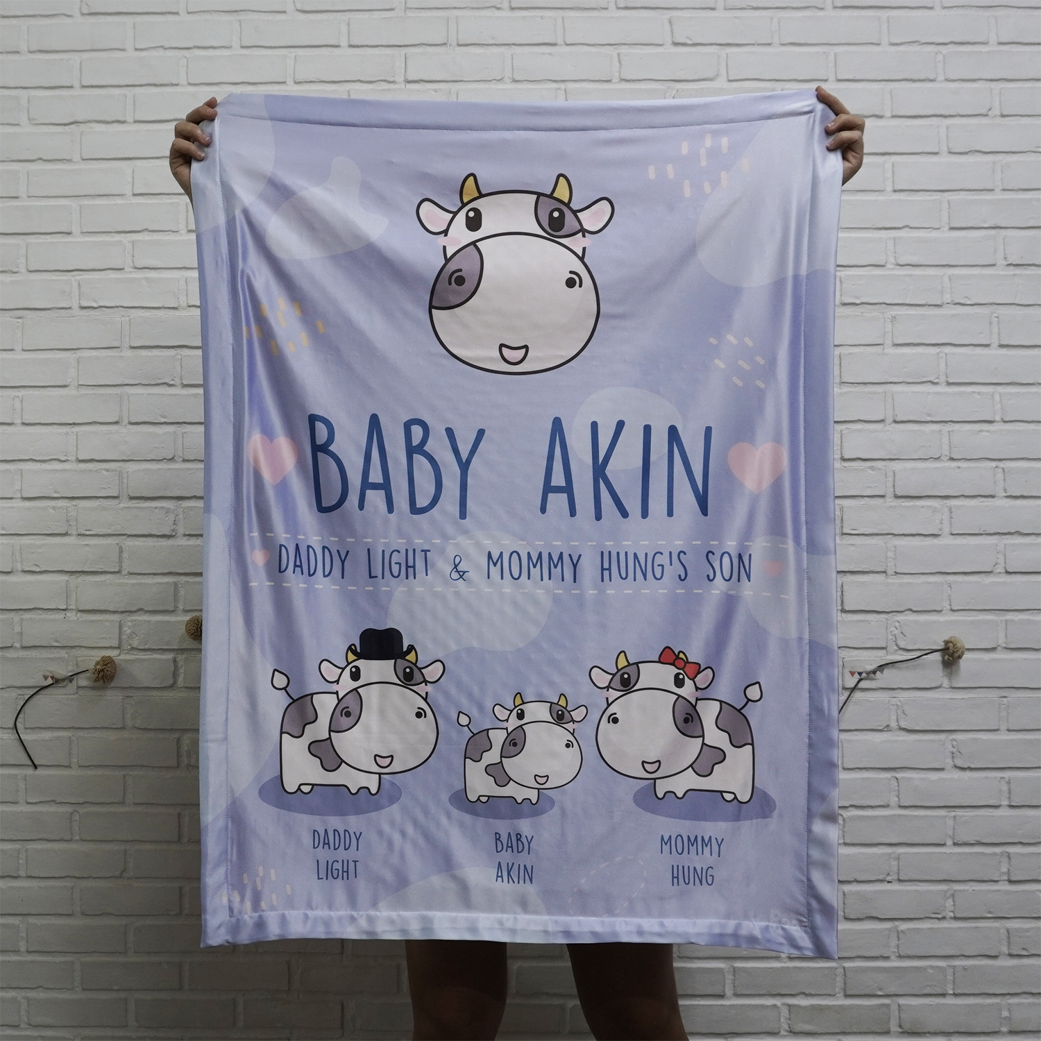 ผ้าห่ม สั่งทำใส่ชื่อ ลาย Cow1 - Indigo