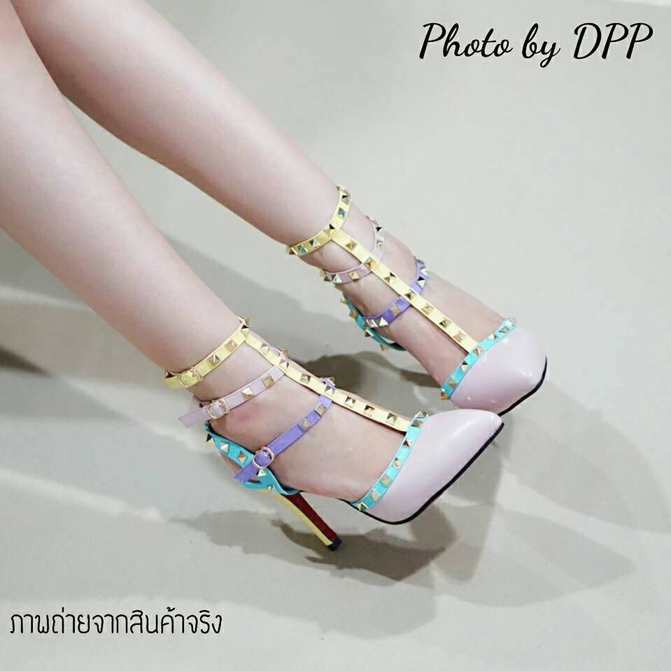 พร้อมส่ง : รองเท้าส้นสูงValentino pastel heels 2015 (สีชมพูมุก)